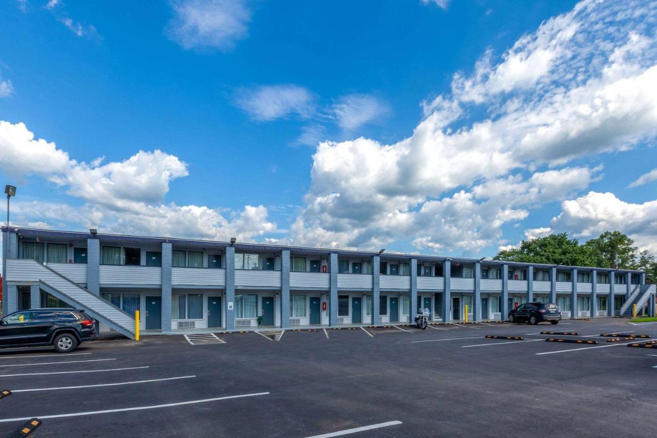 Travelodge By Wyndham Charles Town - Harpers Ferry Ngoại thất bức ảnh