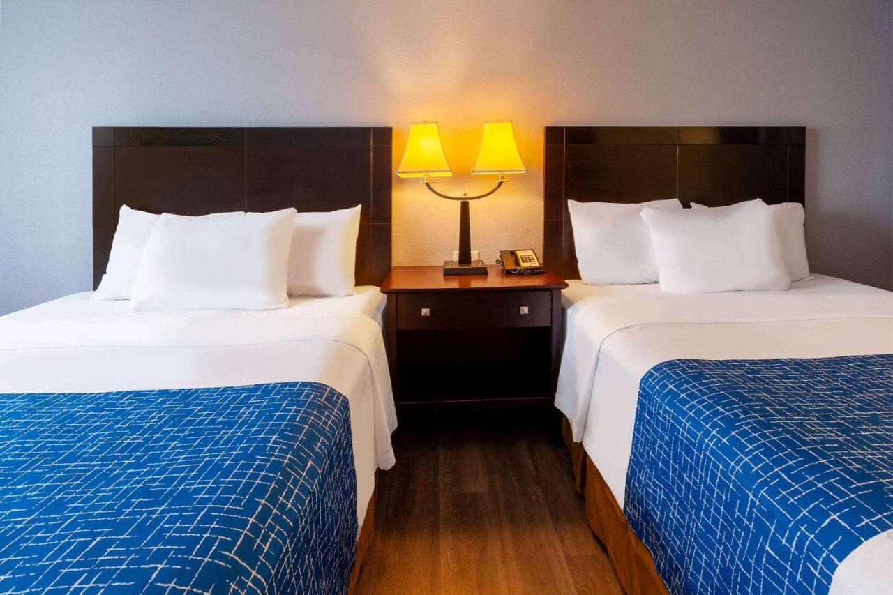 Travelodge By Wyndham Charles Town - Harpers Ferry Ngoại thất bức ảnh