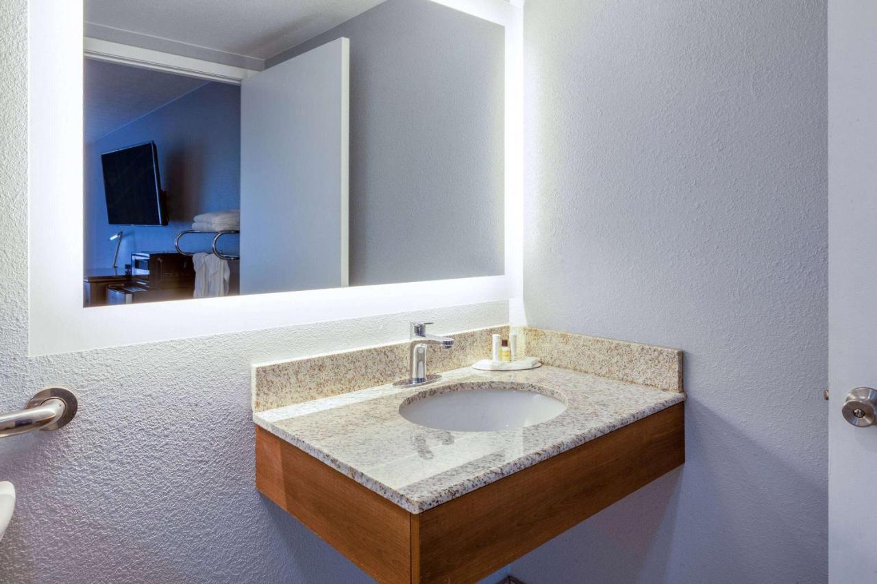 Travelodge By Wyndham Charles Town - Harpers Ferry Ngoại thất bức ảnh